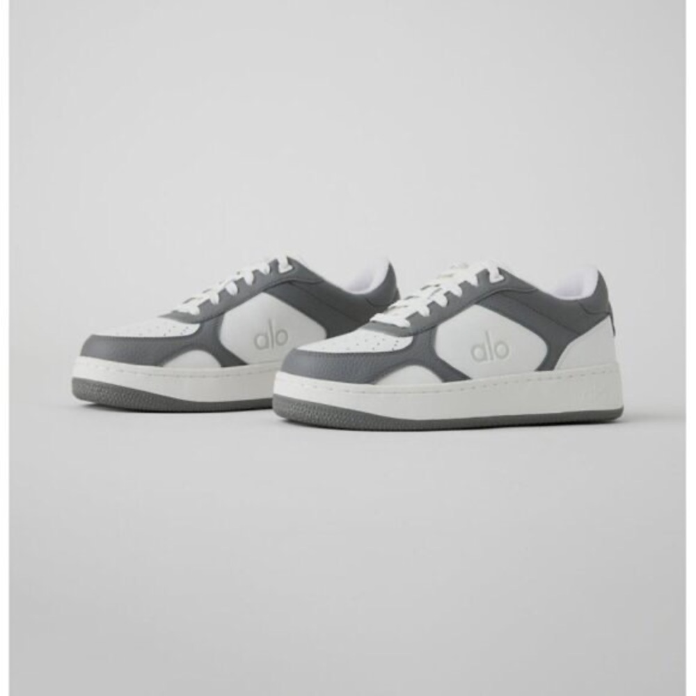NEW Alo Recovery Mode Sneakers Grey White Active Exercise Comfort Traveling 10